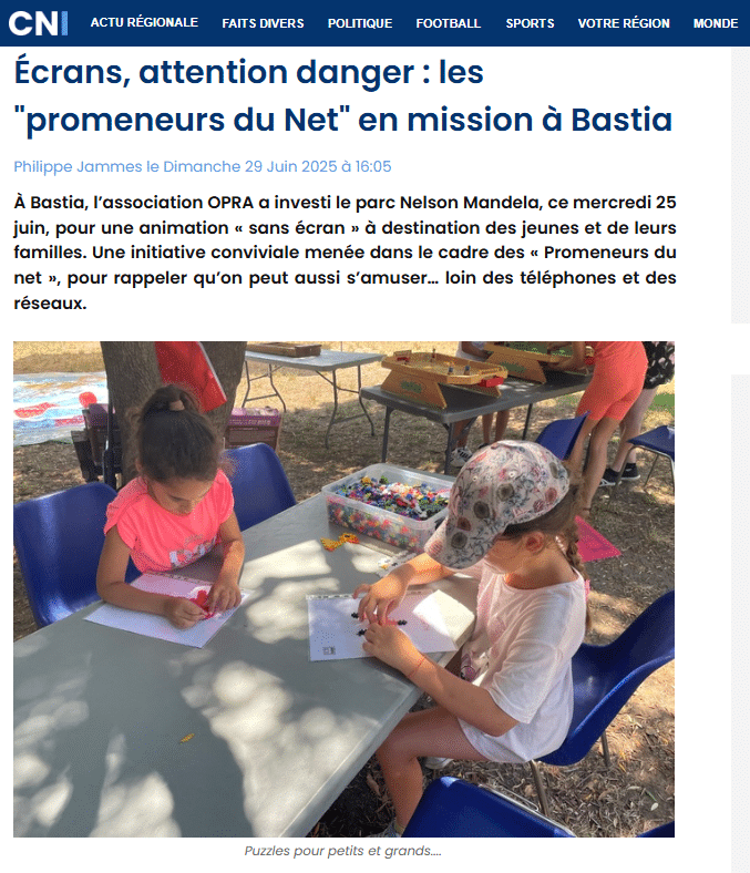 Écrans, attention danger : les « promeneurs du Net » en mission à Bastia